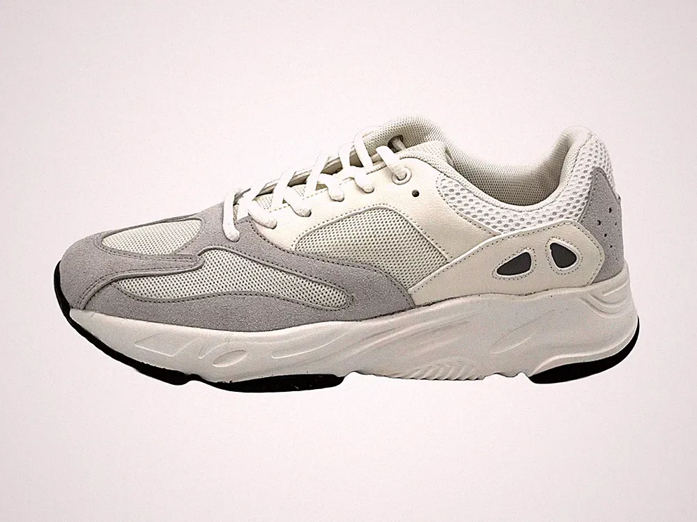 Beige Wanderschuh