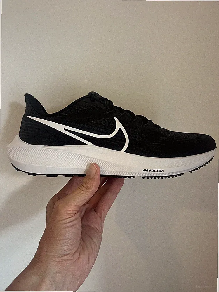 HERREN NIKE AIR ZOOM PEGASUS 39 LAUFSCHUHE - ALLE GRÖßEN - SCHWARZ/WEISS DH4071 001
