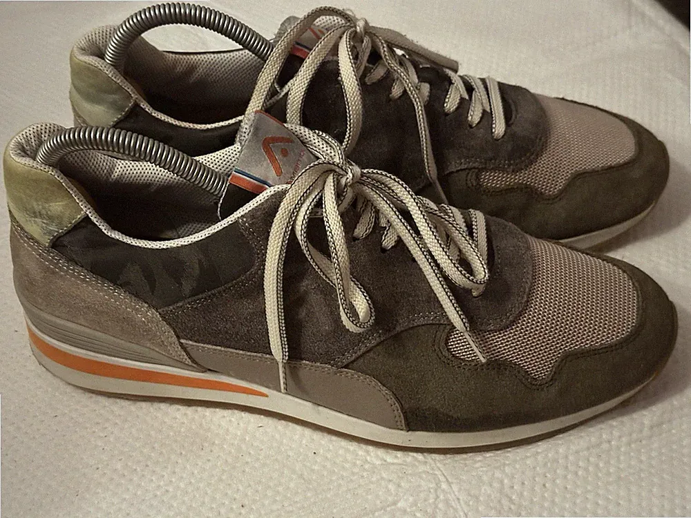 Herren-Sneacker Laufschuh Amaitious, Gr. 42, Mehrfarbig, Getragen