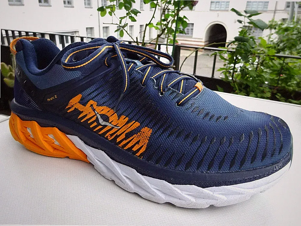 HOKA ARAHI 2 Herren Laufschuhe XL-Extralight Sneaker Gr.47 1/3(UK12) Normal TOP