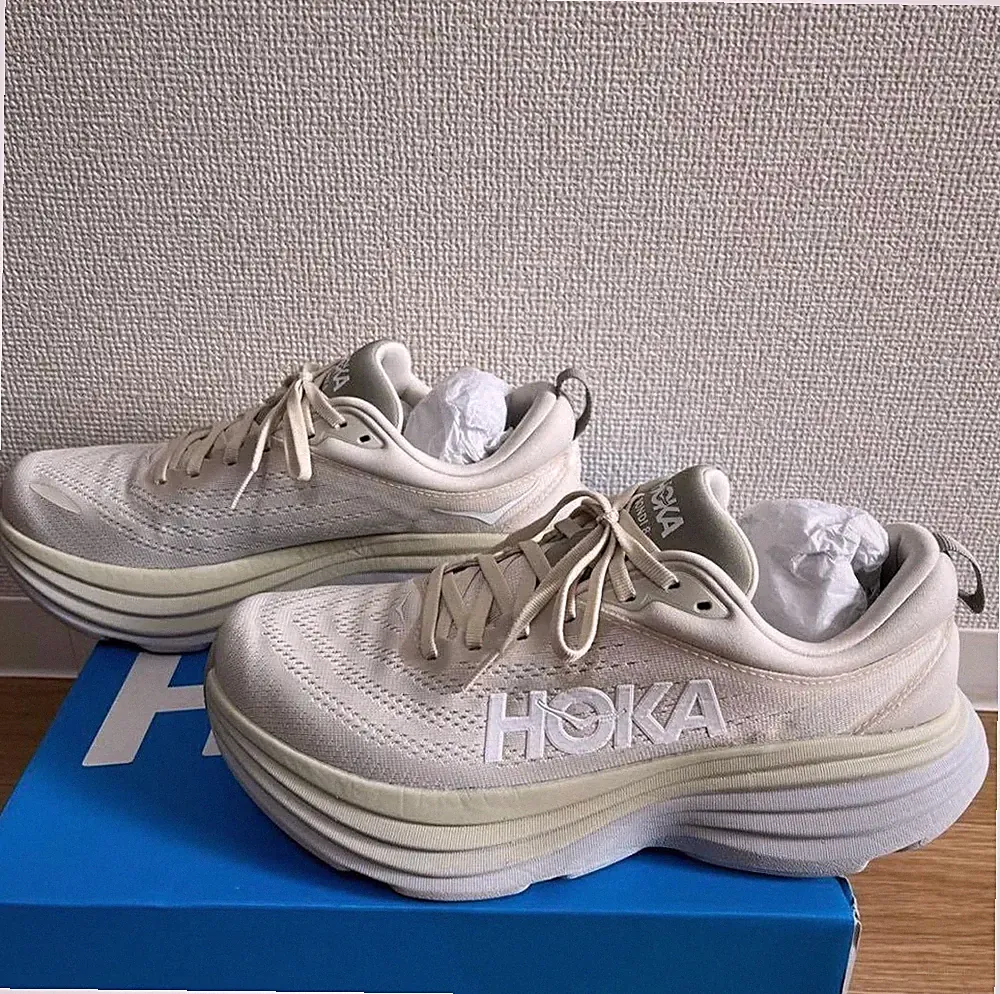 HOKA Bondi 8 Herren Laufschuhe Beige 27,5 cm Top Zustand Ohne Karton