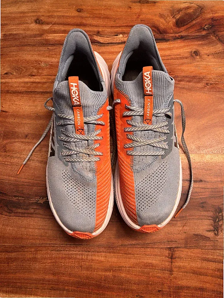 Hoka Carbon Pro Fly X 44 Laufschuh Neuwertig