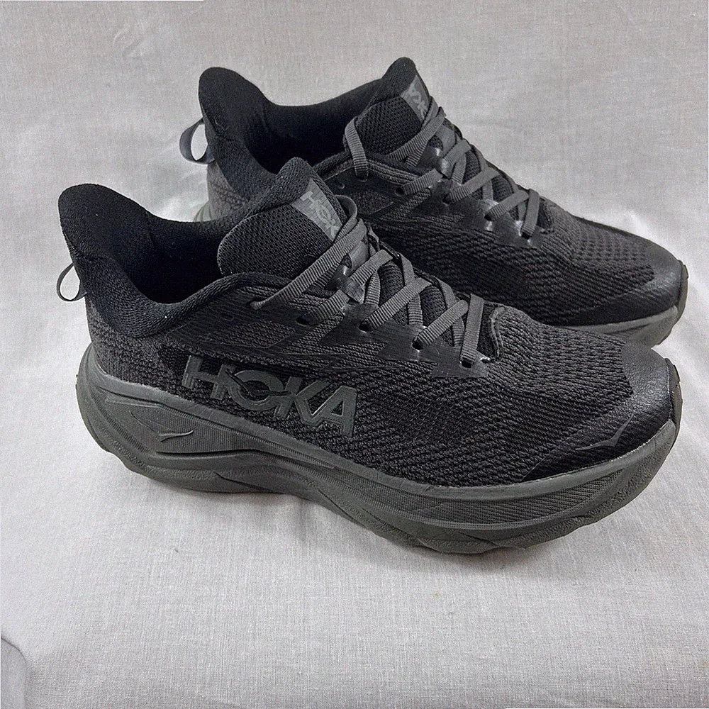 Hoka Challenger 8 Laufschuhe Herren UK 7,5 US 8D Black Out Sneaker Turnschuhe