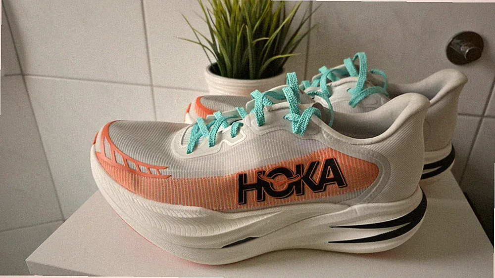 Hoka Cielo X1 2.0 Laufschuhe Größe 42 2/3 Herren
