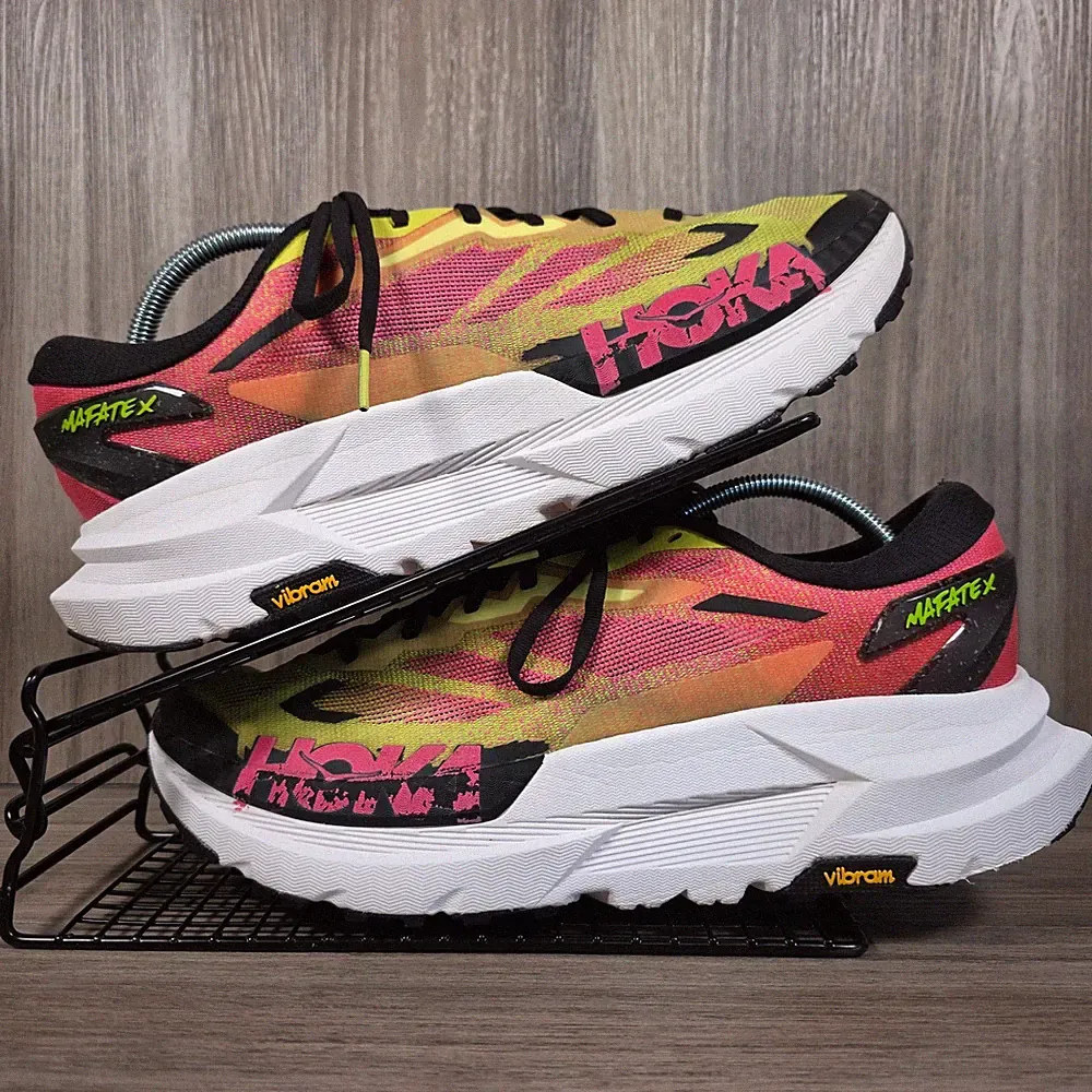 Hoka Herren Trail Laufschuhe Gr. UK 12 Mafate X Neon Citrus Rose Vibram