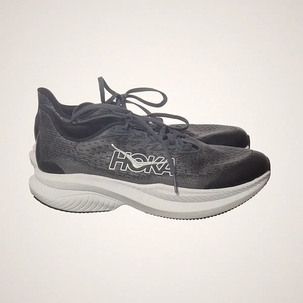 Hoka, Laufschuhe, Größe: 38 2/3, Schwarz/Weiß, Herren #YNO
