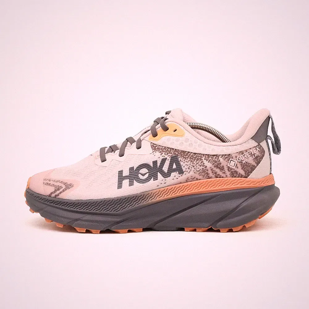 Hoka One Damen W Challenger ATR 7 GTX Laufschuhe EU 41 1/3 Profilsohle