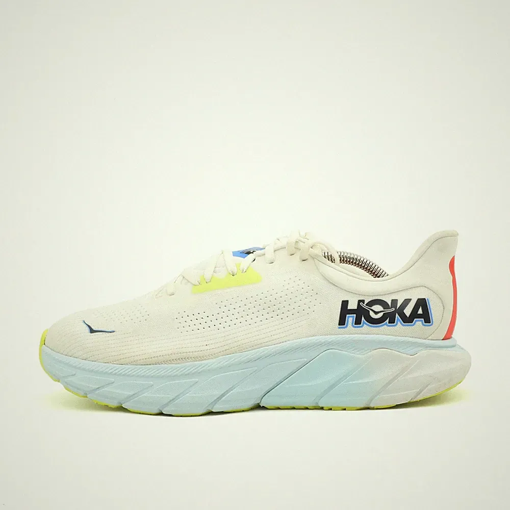 Hoka One Herren Arahi 7 WIDE Sportschuhe Weiß Blau Gelb Laufschuhe EU 43 1/3