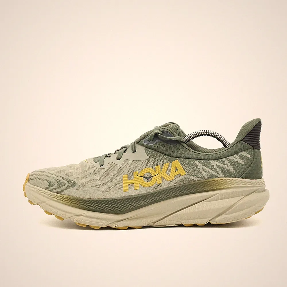 Hoka One Herren Challenger ATR 7 Laufschuhe EU 46 Olivgrün Gelb 1134497 OZGF