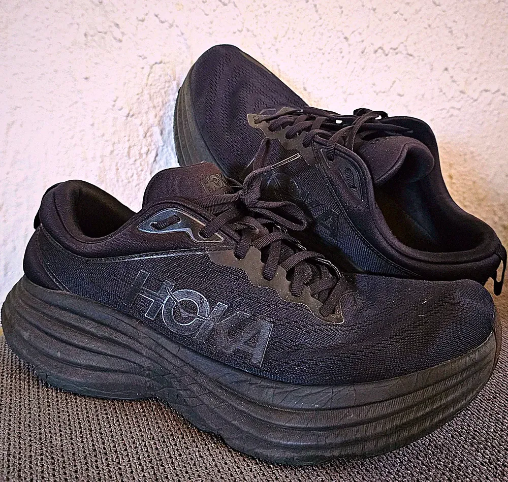 HOKA ONE ONE Bondi B Herren Laufschuhe Schwarz Weite B EU 46 UK 11 US 11,5