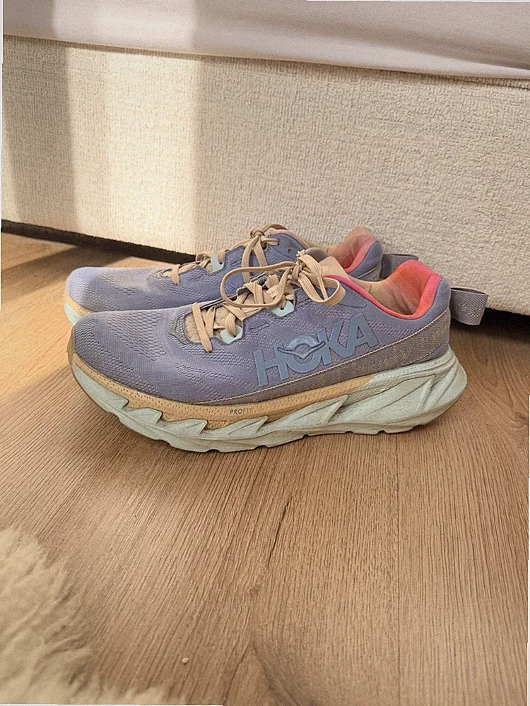 Lila Sneaker