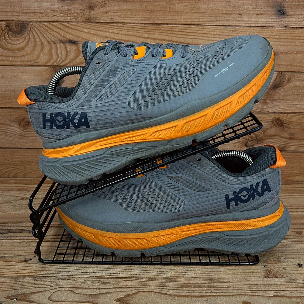 Hoka One One Sneaker Herren UK 8,5 Stinson ATR Frost Grau Orange Trail Run Schuhe