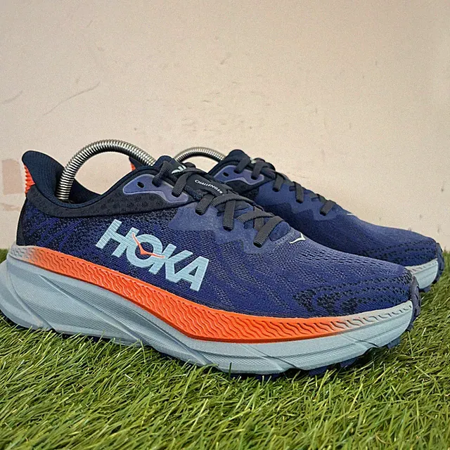Hoka One One Turnschuhe Größe 7,5 Herren blau Challenger ATR 7 Trailrunningschuhe