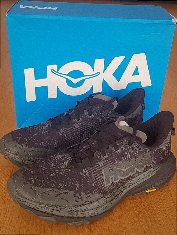 HOKA Speedgoat 6 GTX Wide UK 8,5 US 9 Neu mit Karton schwarz Goretex Trail Wandern Running