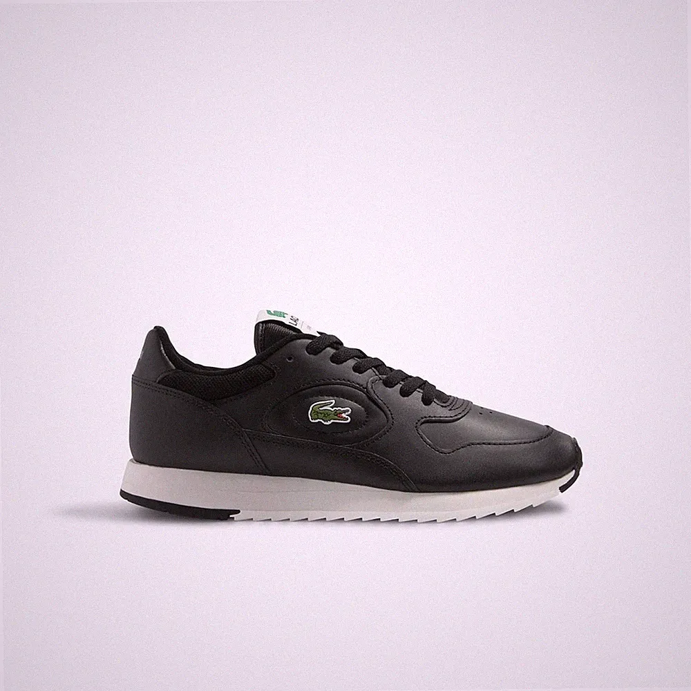 Lacoste Line Track Low Top Laufschuhe in Schwarz und Weiß