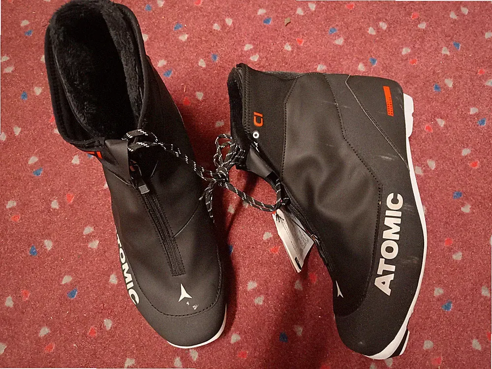 Langlauf-Schuhe Atomic Pro C1; Gr.: EUR 45 1/3/uk 10,5/uc 11/29 jp/ NP 99,95€