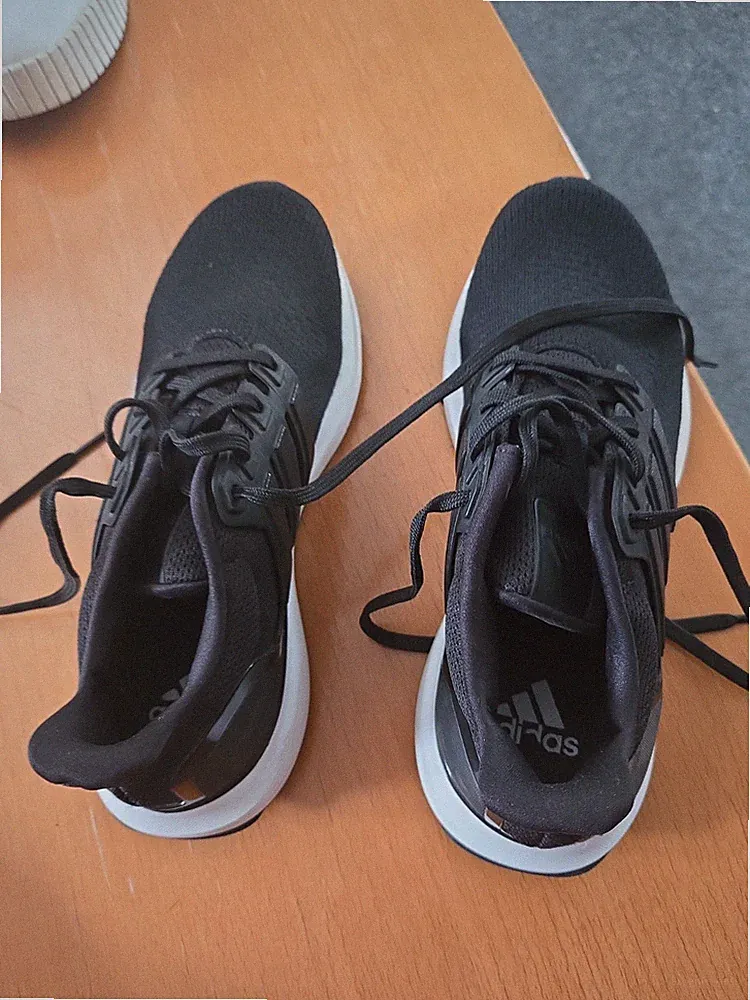 Laufschuhe Adidas Größe 38 schwarz kaum Getragen