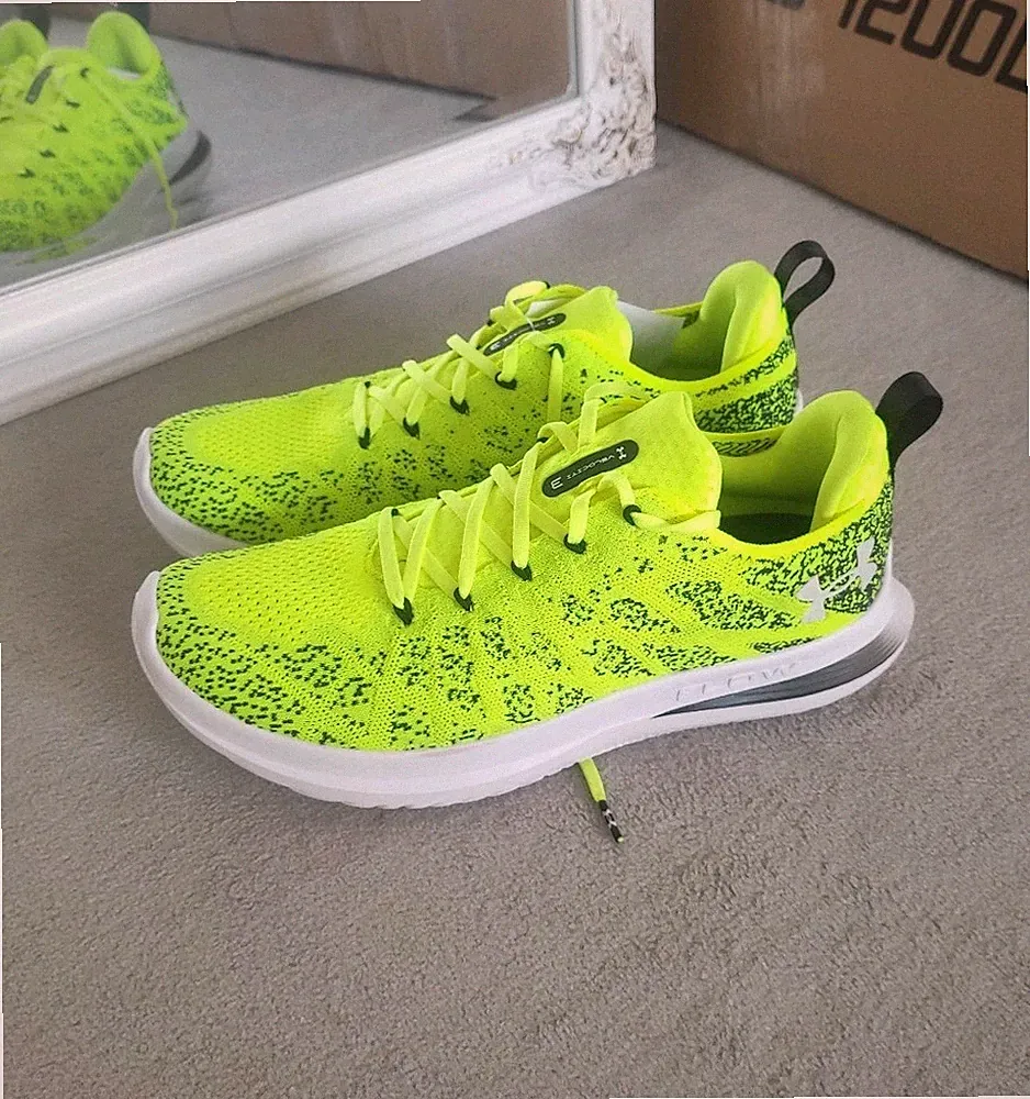 Laufschuhe Under Armour Velociti 3 , Size 45.5