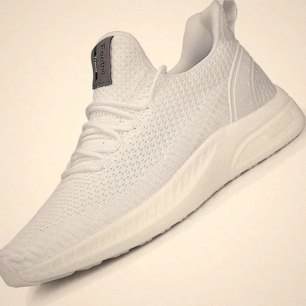 Leichte Herren Laufschuhe mit rutschfesten Gummisohlen