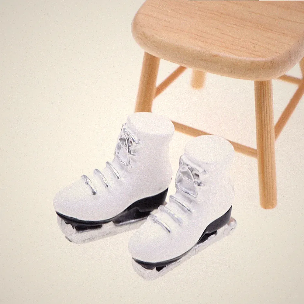 Maßstab 1:12 Herren Eiskunstlaufschuhe Miniaturschuhe für 6-Zoll-Figuren
