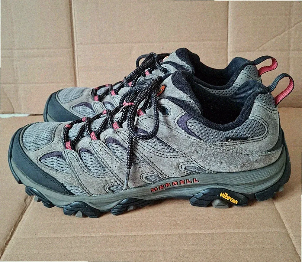 Merrell Moab 3 Herren Wanderschuhe 9 Grau Wildleder Gore-Tex Vibram Walking Sneaker