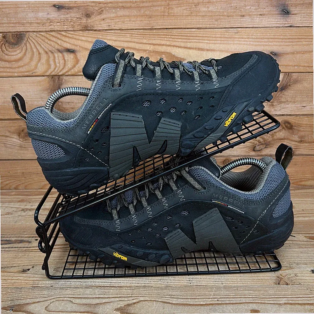 Merrell Sneaker Herren Gr. UK 7 Intercept schwarz Vibram Walking Outdoor Wanderschuhe