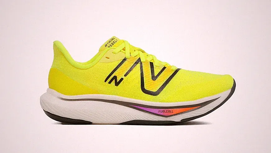 MFCXCP3 New Balance FuelCell Rebel v3 Herren Sportschuhe Laufschuhe Gelb