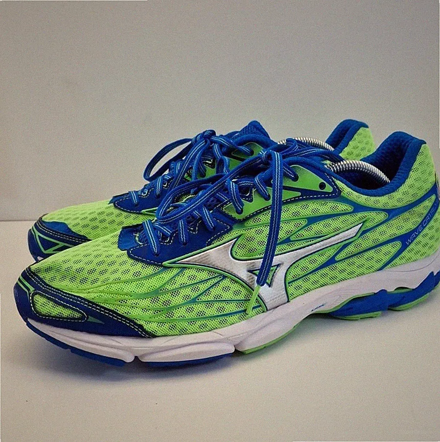 Mizuno gr 47 Herren Sneaker Schnürschuhe Laufschuhe Sehr Gut S260