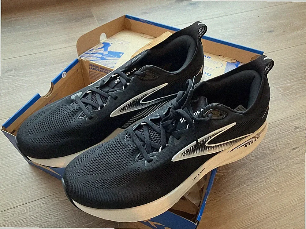 NEU Brooks Glycerin GTS 22 Nike Asics Herren Laufschuhe Running Shoes OVP