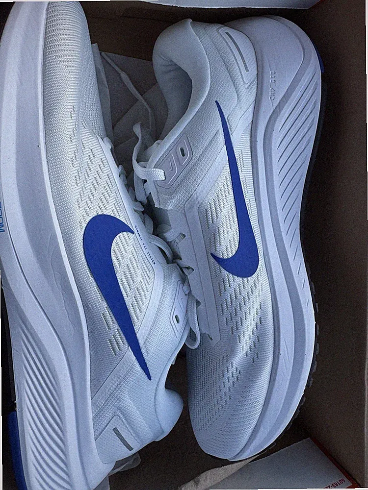 Neu Nike Air Zoom Structure 24 Laufschuhe Sneaker Sportschuhe Herren Gr 44