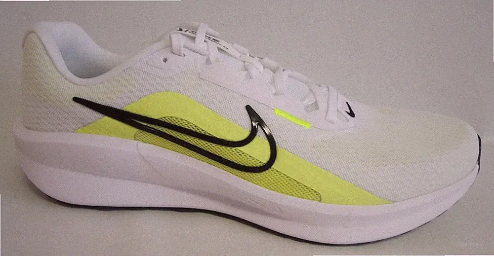 NEU Nike Downshifter 13 Laufschuhe Gr. 47,5 Running Schuhe Sneaker FD6454-105
