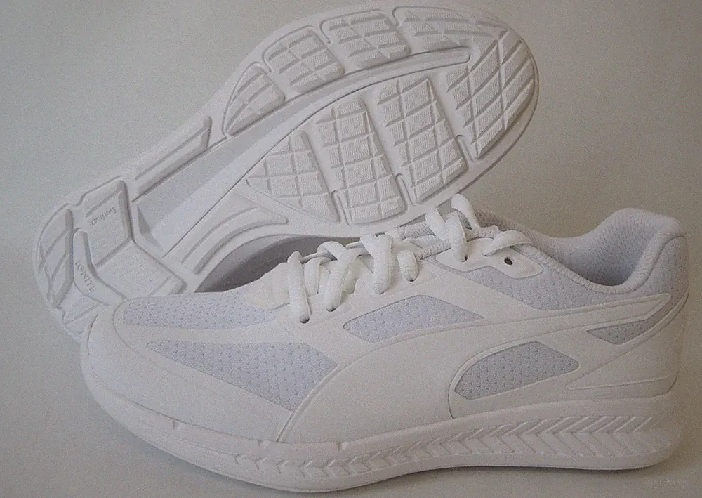 NEU Puma Ignite Gr. 37,5 Running Schuhe Laufschuhe 190877-04 Sportschuhe WEISS