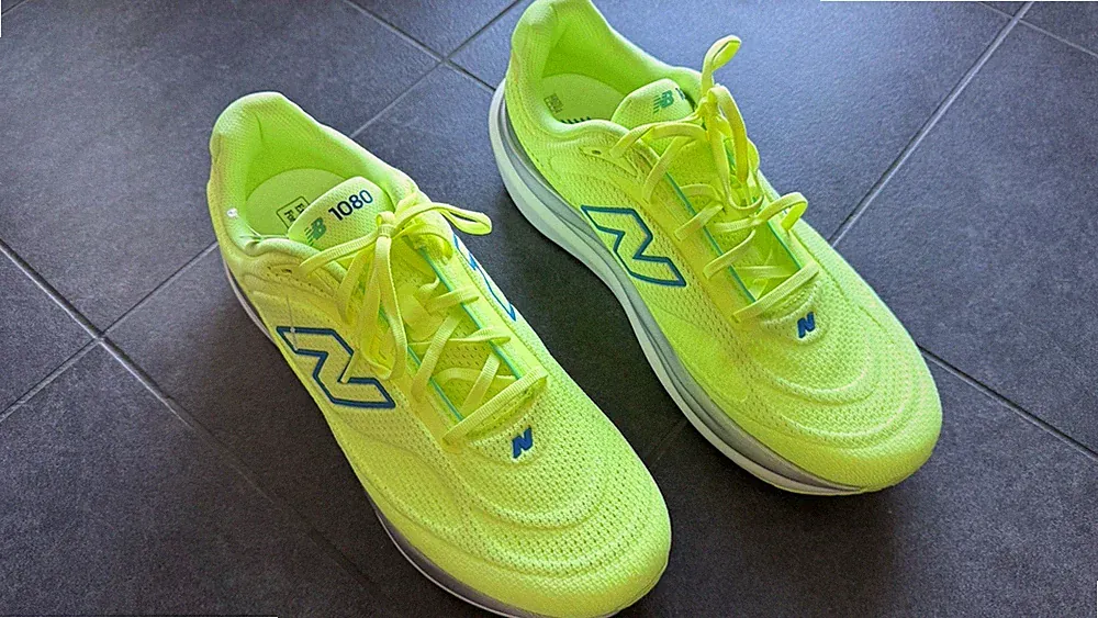 New Balance 1080 Herren Laufschuhe Sneaker Neon Gelb Mesh US 13 EU 47,5 2E