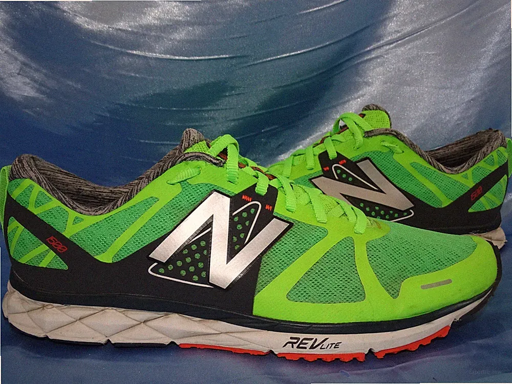 NEW BALANCE 1500 REVLITE SNEAKER GR 45 LAUFSCHUHE RUNNING SPORTSCHUHE GRÜN BB3