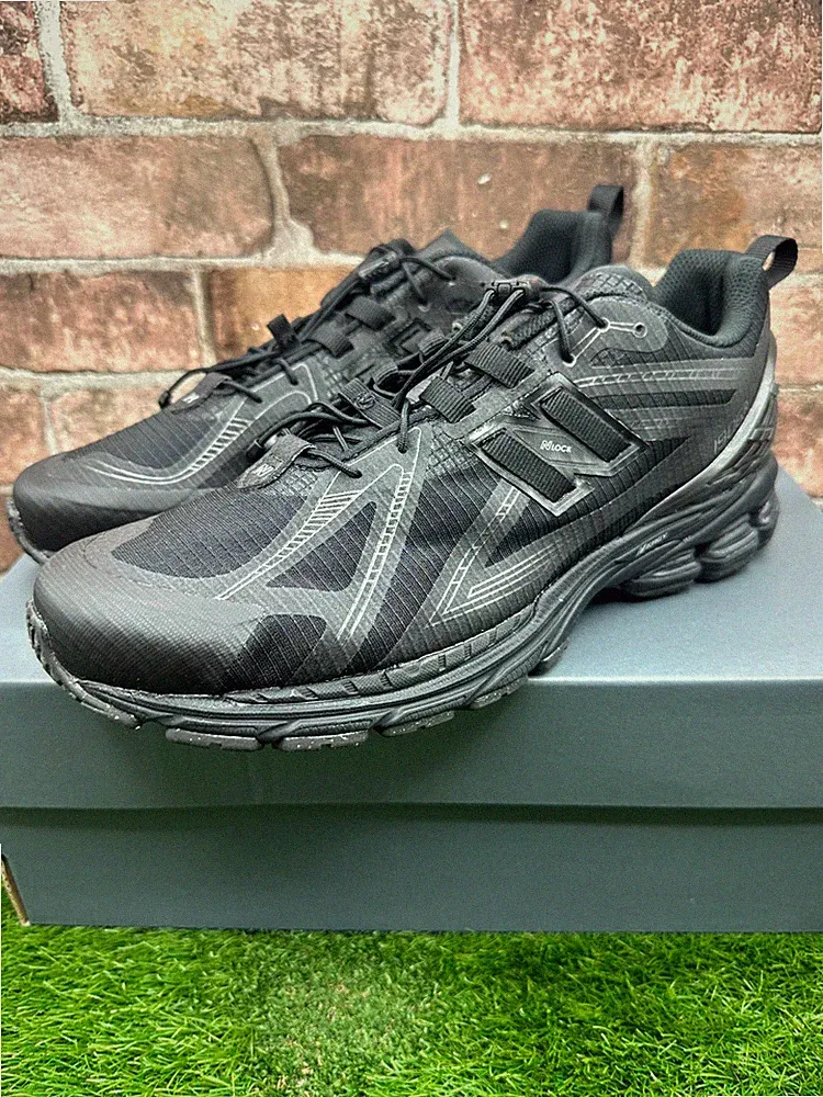 New Balance 1906R U1906RNB Sneaker Herren UK 8,5 No Sew Pack Schwarz Lifestyle Schuhe