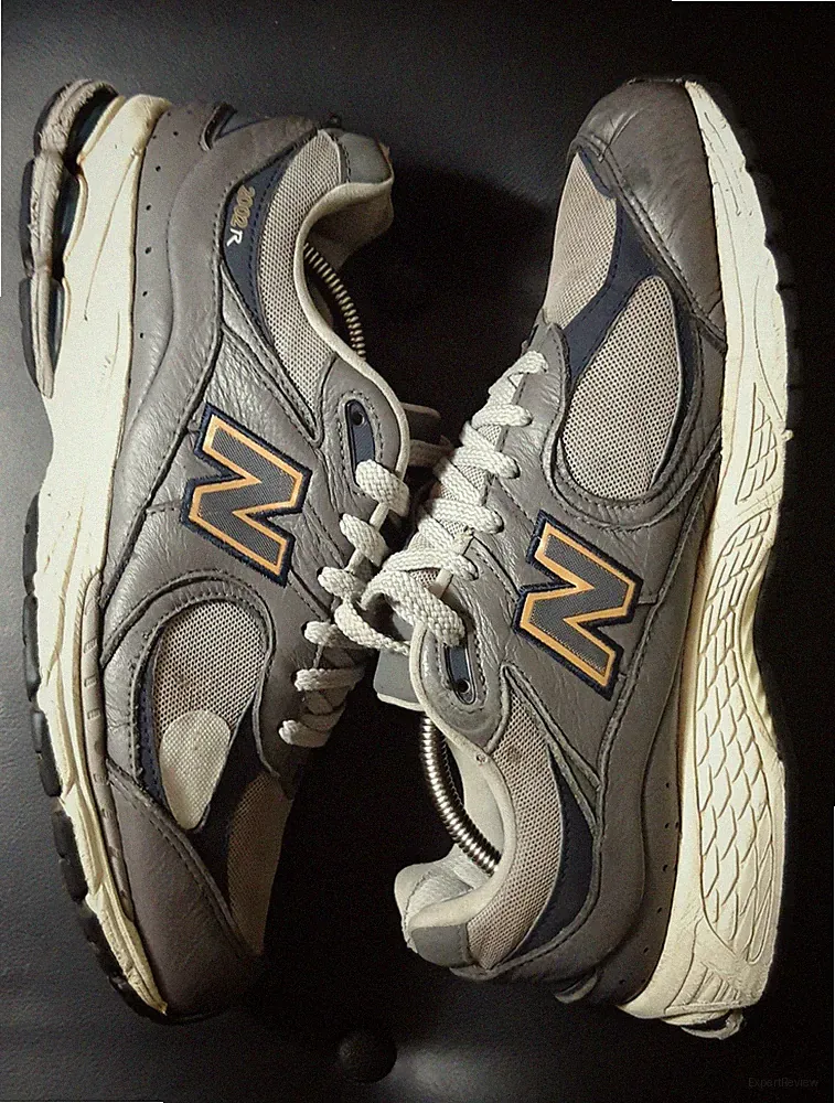 New Balance 2002R Castlerock Running Sneaker / Laufschuhe / Größe 45