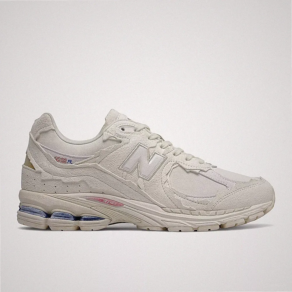 New Balance 2002R Protection Pack Herrenschuhe in Sea Salt
