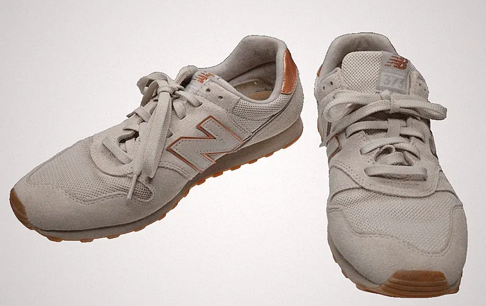 NEW BALANCE 41,5 UK8 Snekaer Schuhe Laufschuhe Sport Fitness unisex Leder Beige