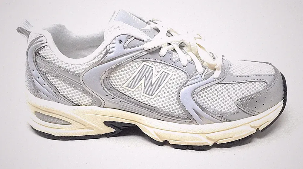 New Balance 530 Unisex Sportschuhe Running U530SEA Weiß Grau Beige