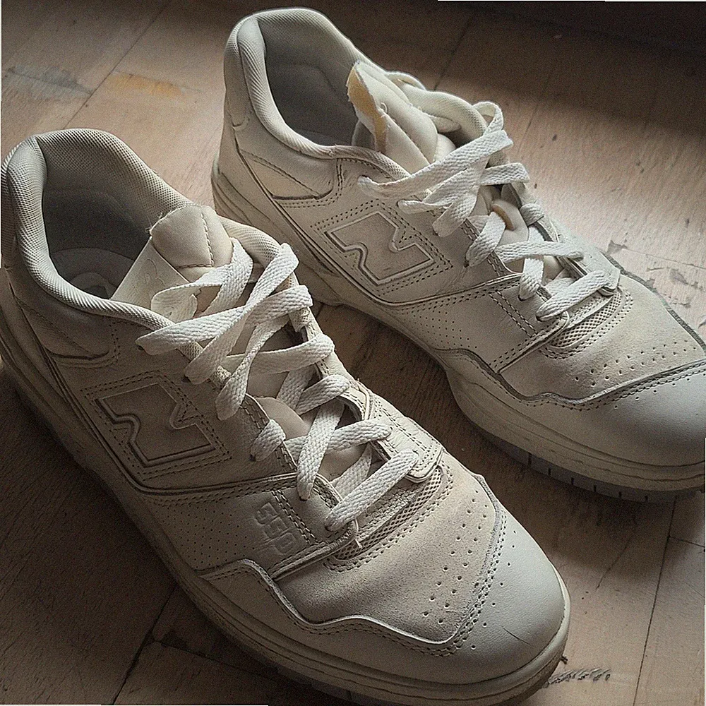 New Balance 550 Herren Low Top Sneaker Leder Beige Schnürung EU 42,5