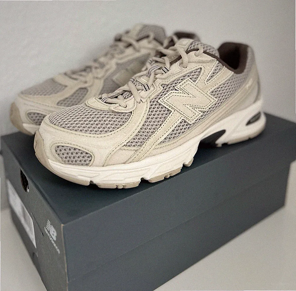 New Balance 740 Herren Sneaker in Braun Schuhe