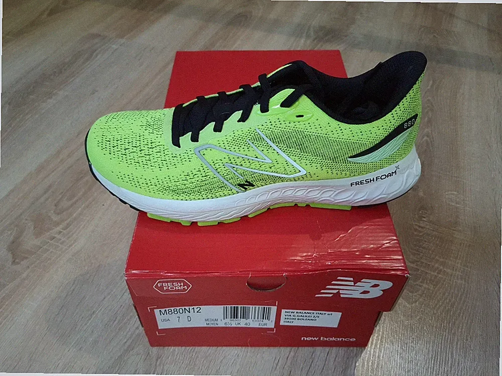 New Balance 880 N12 Herren Laufschuhe Gelb/Weiß Gr. 40,5 - NEU + OVP - 160,00€