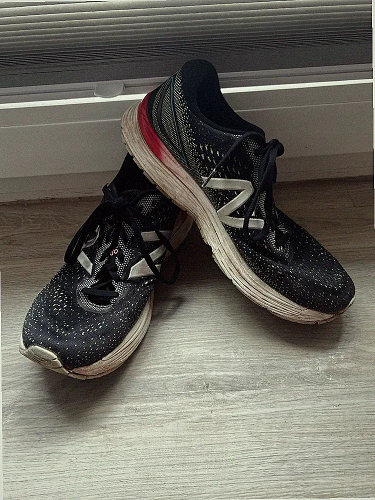 New Balance 880v9 Laufschuhe Herren Schuhe Sneaker 44