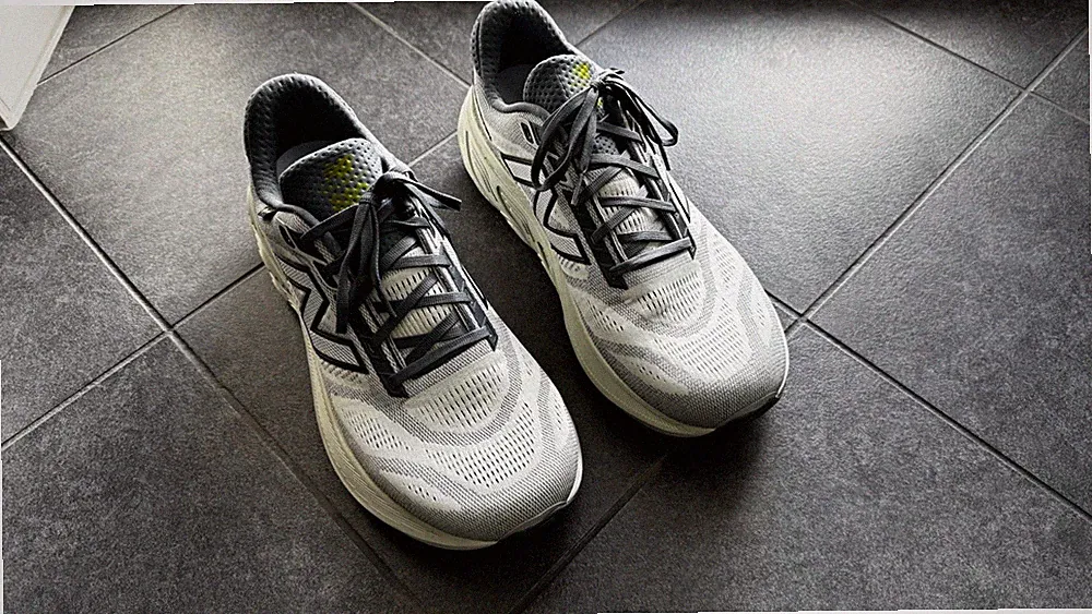 New Balance Fresh Foam 880 Herren Laufschuhe GORE-TEX 2E US 13