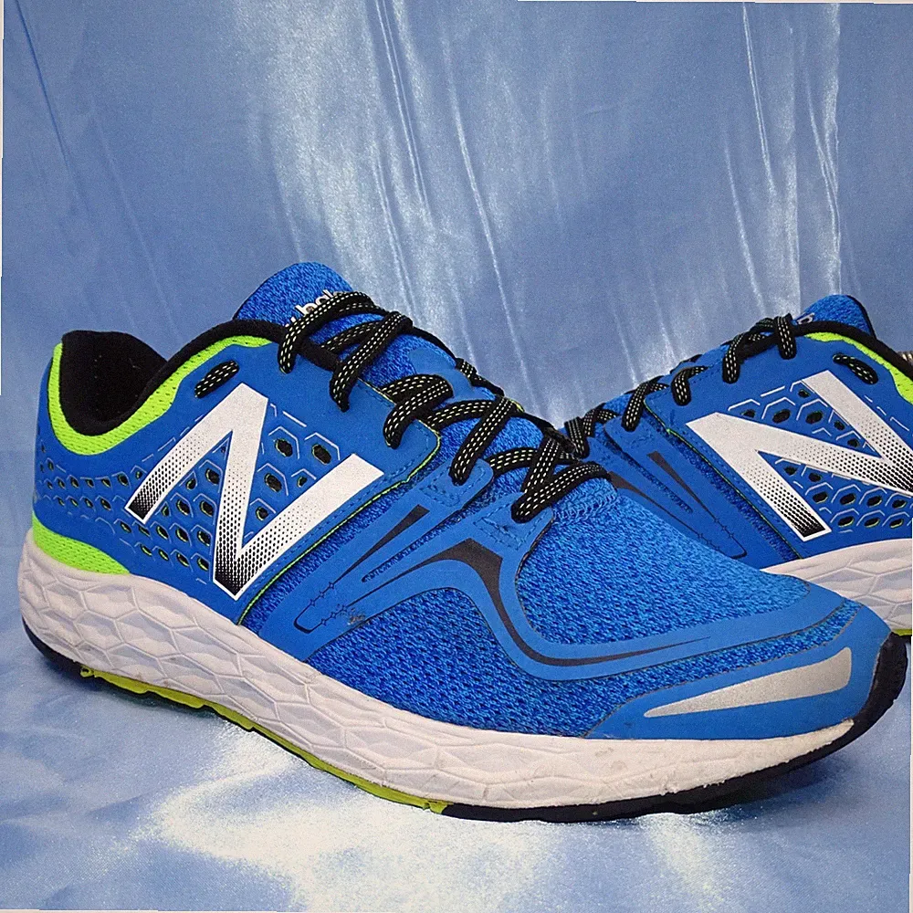 NEW BALANCE FRESH FOAM VONGO LAUFSCHUHE GR 42,5 HERREN SCHUHE BLAU SNEAKER
