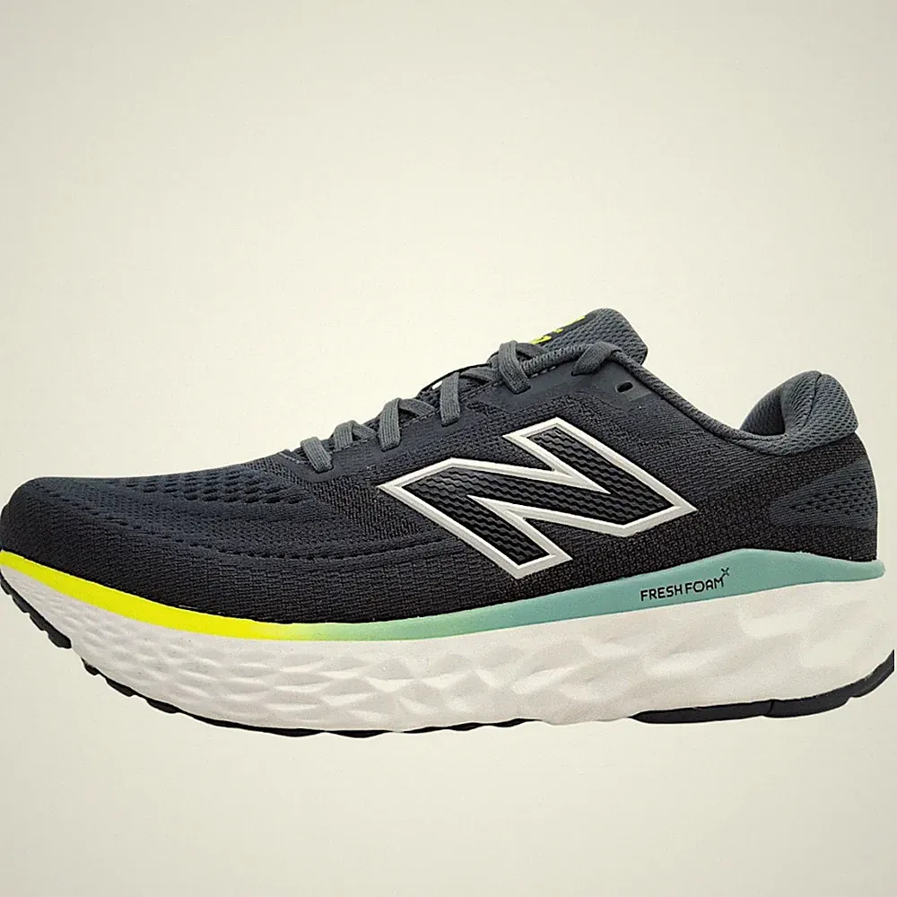 New Balance Fresh Foam X EVOZ Herren Laufschuh in Grau