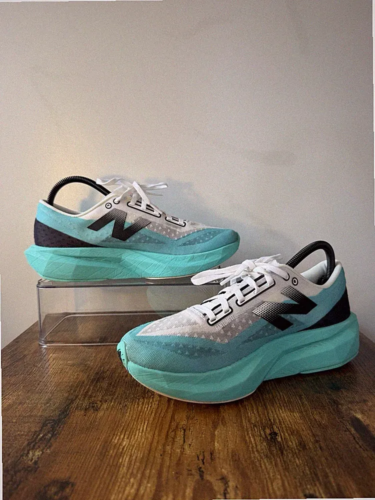 New Balance FuelCell SuperComp Elite v4 Laufschuhe | UK 7