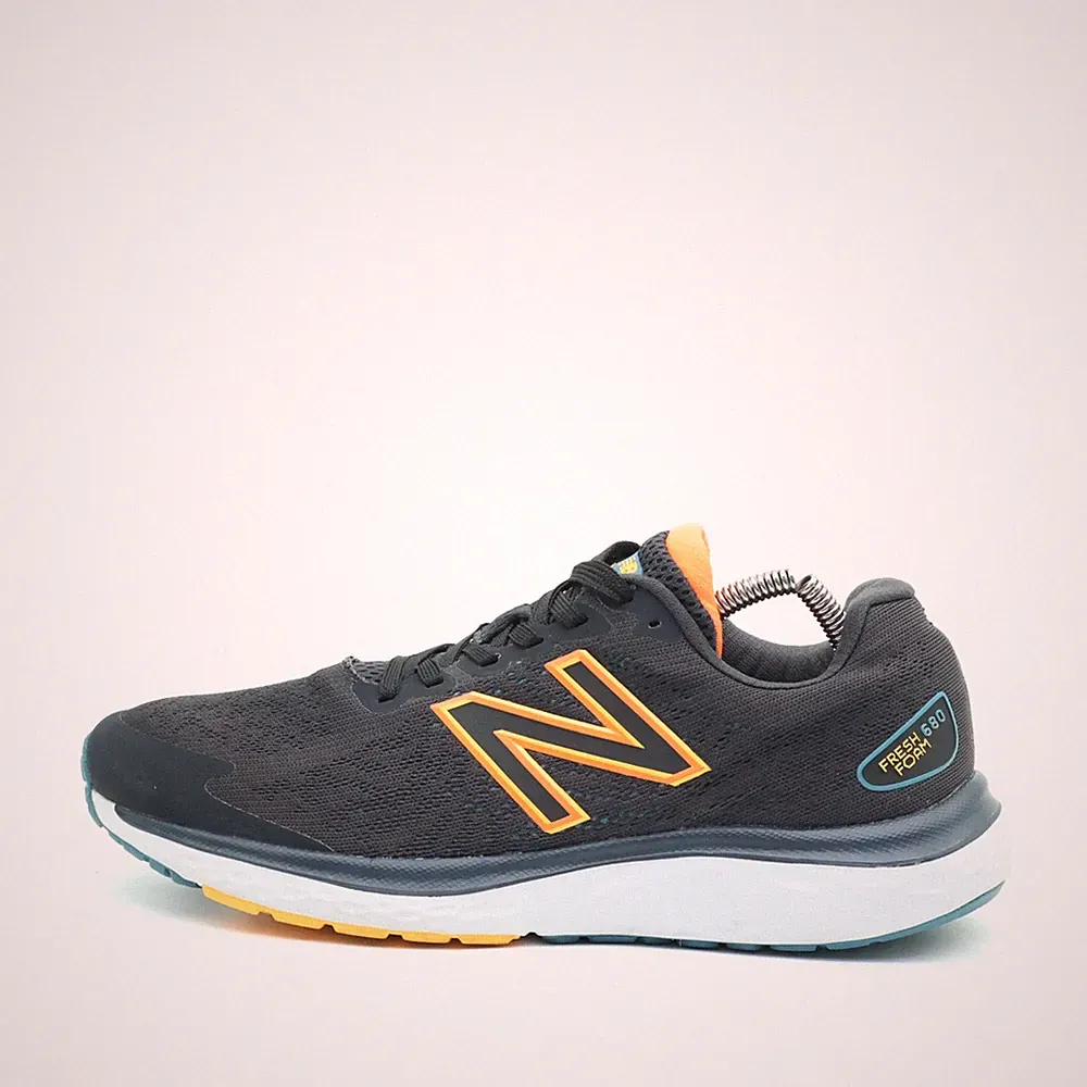 New Balance Herren 680v7 Sportschuh Schwarz/Orange Textil Sohle Laufschuhe EU 43