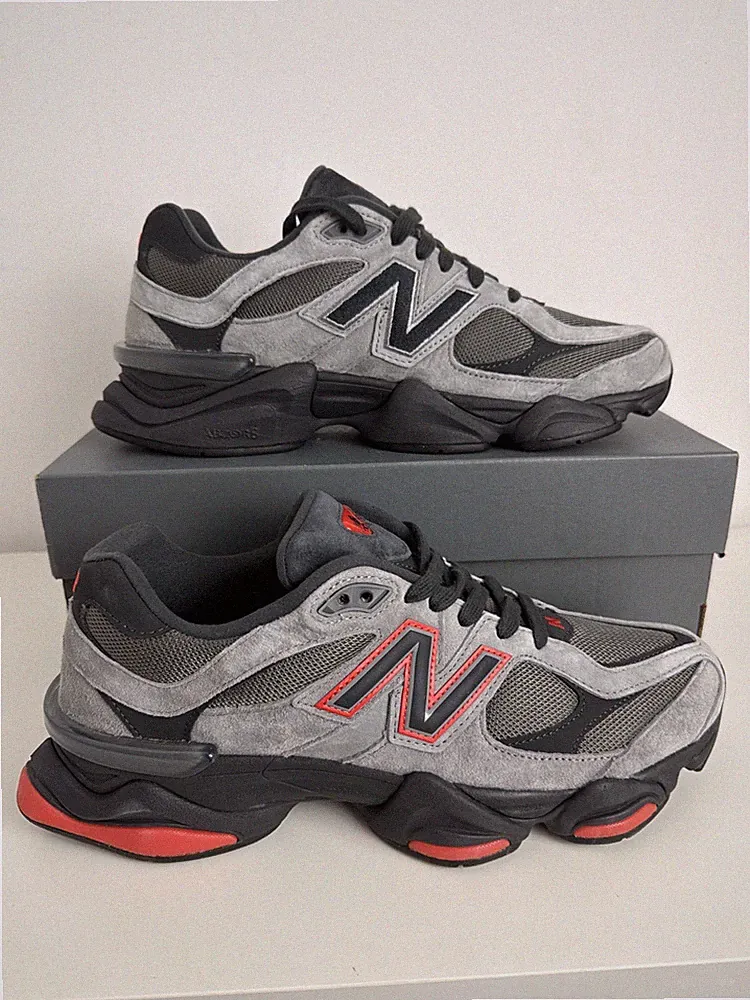 New Balance Herren 9060 Schuhe in Grau, Rot und Schwarz UK 9,5