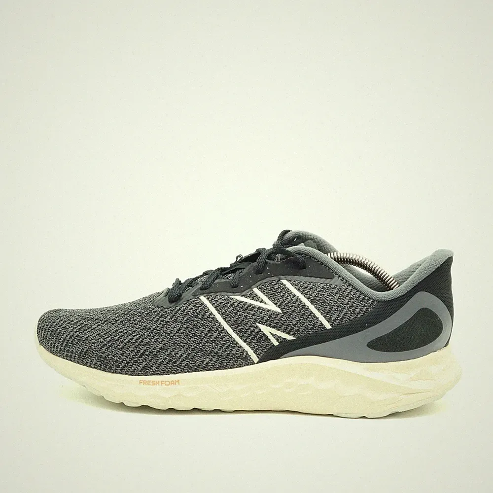 New Balance Herren Fresh Foam Arishi v4 Sneaker ämpfend Laufschuhe EU 45